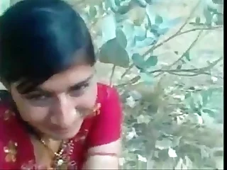 Indian porn sites presents Punjabi village girl outdoor sex with lover