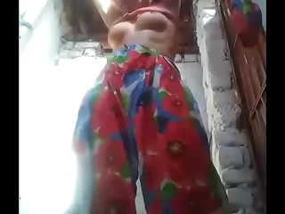 Desi girl peeing